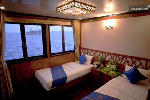 deluxe cabin-grayline cruise halong bay